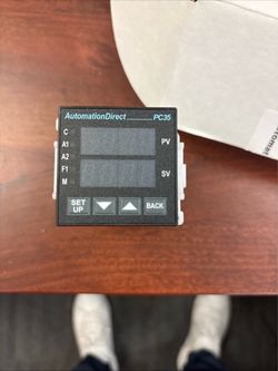 AutomationDirect PC35-2110-AC Temperature Process Controller 1/16 DIN 90-260VAC