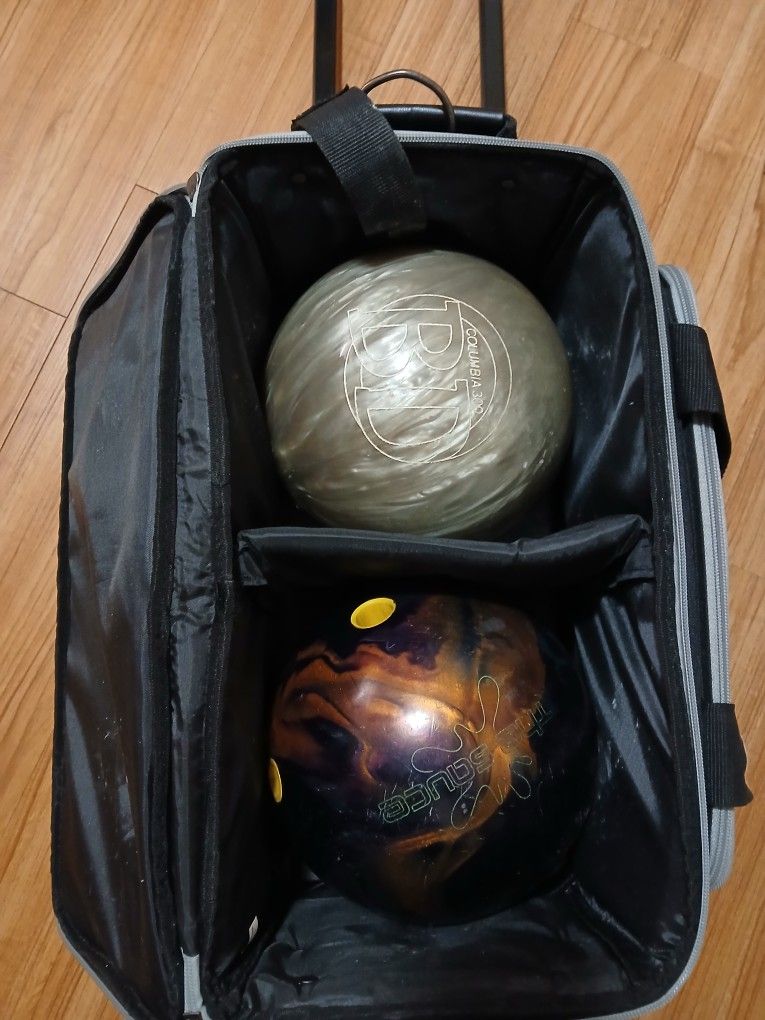 Columbia 300 BD & The Sauce The hammer Bowling Balls With Rolling Bag