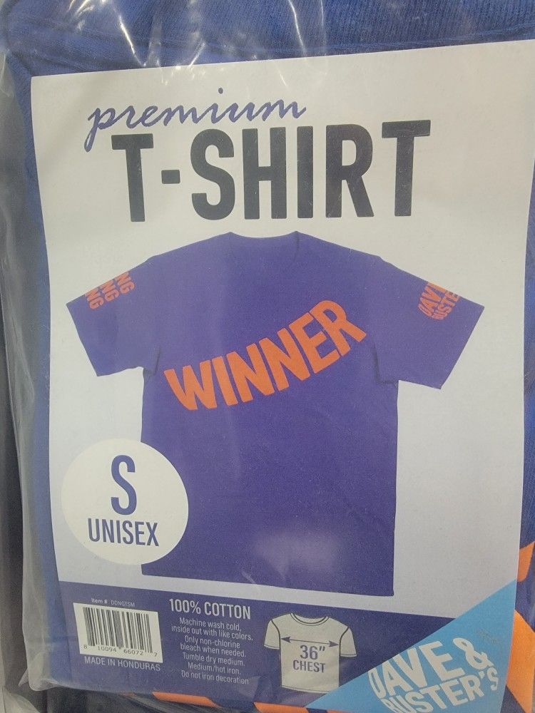 Dave And Busters Winner T-Shirt Small