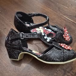 Minnie Shoes Size 10 