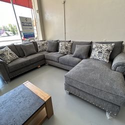 Fabric Sectional 