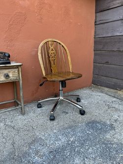 Oak top office chair with chrome base