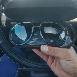 Sunglasses 