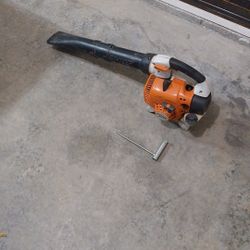 Gas Leaf Blower