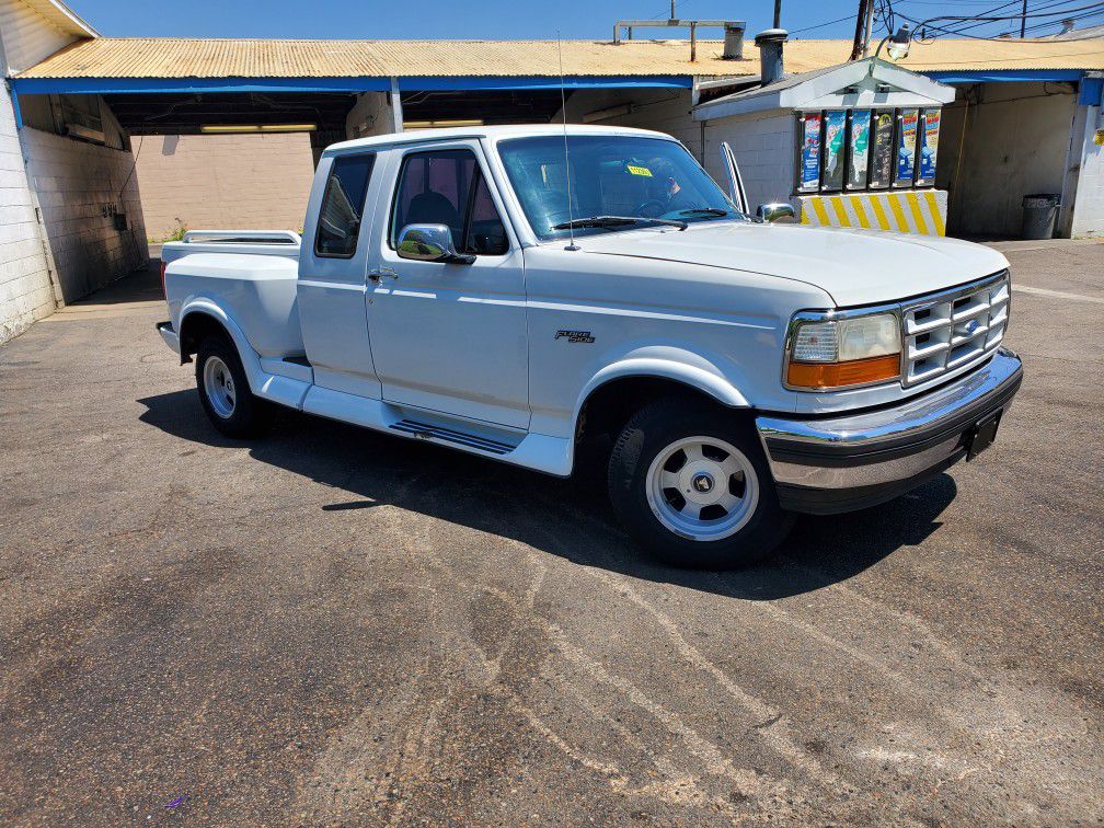 1994 ford f150 5.0 XLT flare side