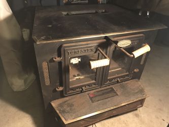 Forester fireplace insert Never been used Has blower. Keeps all the heat in  the house for Sale in Summitville, IN - OfferUp