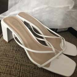 Nasty Gal  Mule Be Back Strappy Black Heeled Mule White Size 7