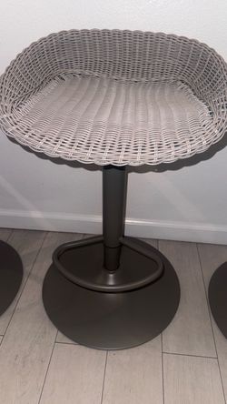 Portofino Airlift Barstool set of 4 (Brand New)
