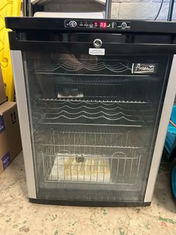 Avanti 24-Bottle Wine Cooler