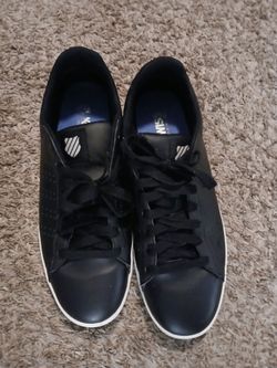 K Swiss size 12