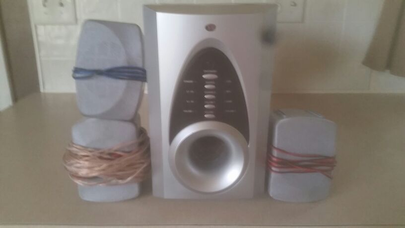 Durabrand Home Theater System, HT-3916