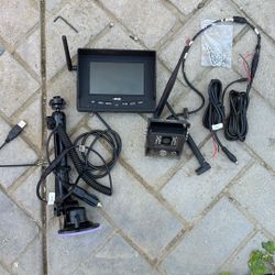 RVS-155W-HD SIMPLESIGHT™ WIRELESS TRAILOR HD CAMERA SYSTEM | 5” SINGLE SCREEN MONITOR