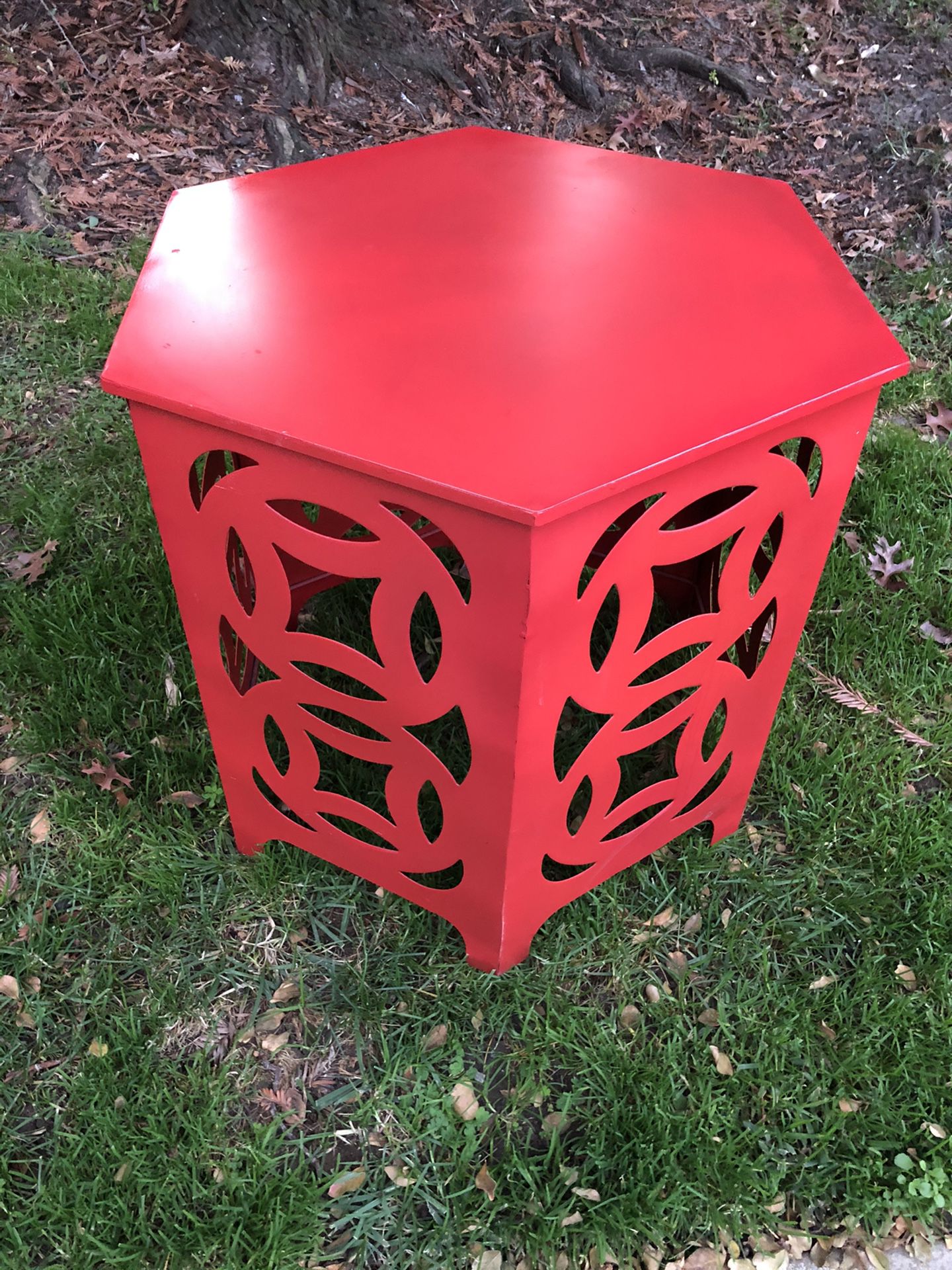 Red Metal Cutout Table - Cute As Christmas Tree Stand