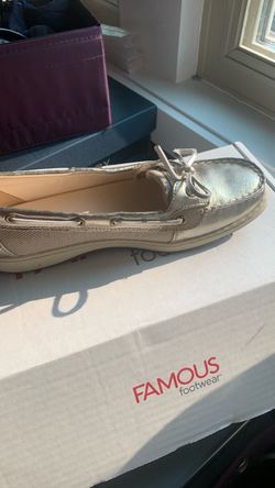 Sperry gold shoes size 8,5 and 9.5