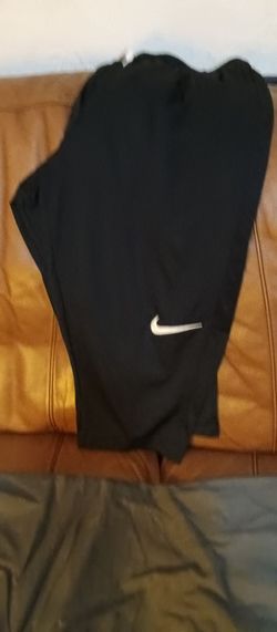 NIKE BASKETBALL SHORTS