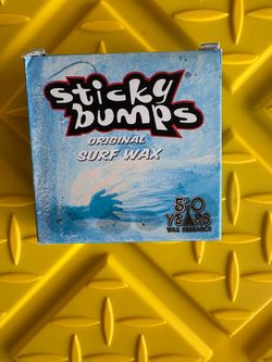 Sticky bumps surfer wax
