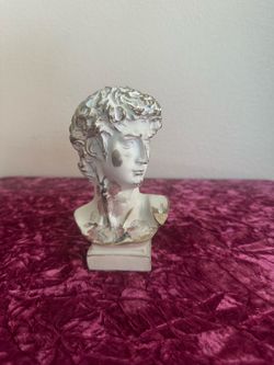 Nickel Angelo’s David Featuring a Floral Decoupage Accent on the Neck