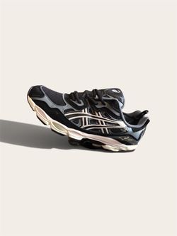 ASICS Gel Running Sneakers Black White