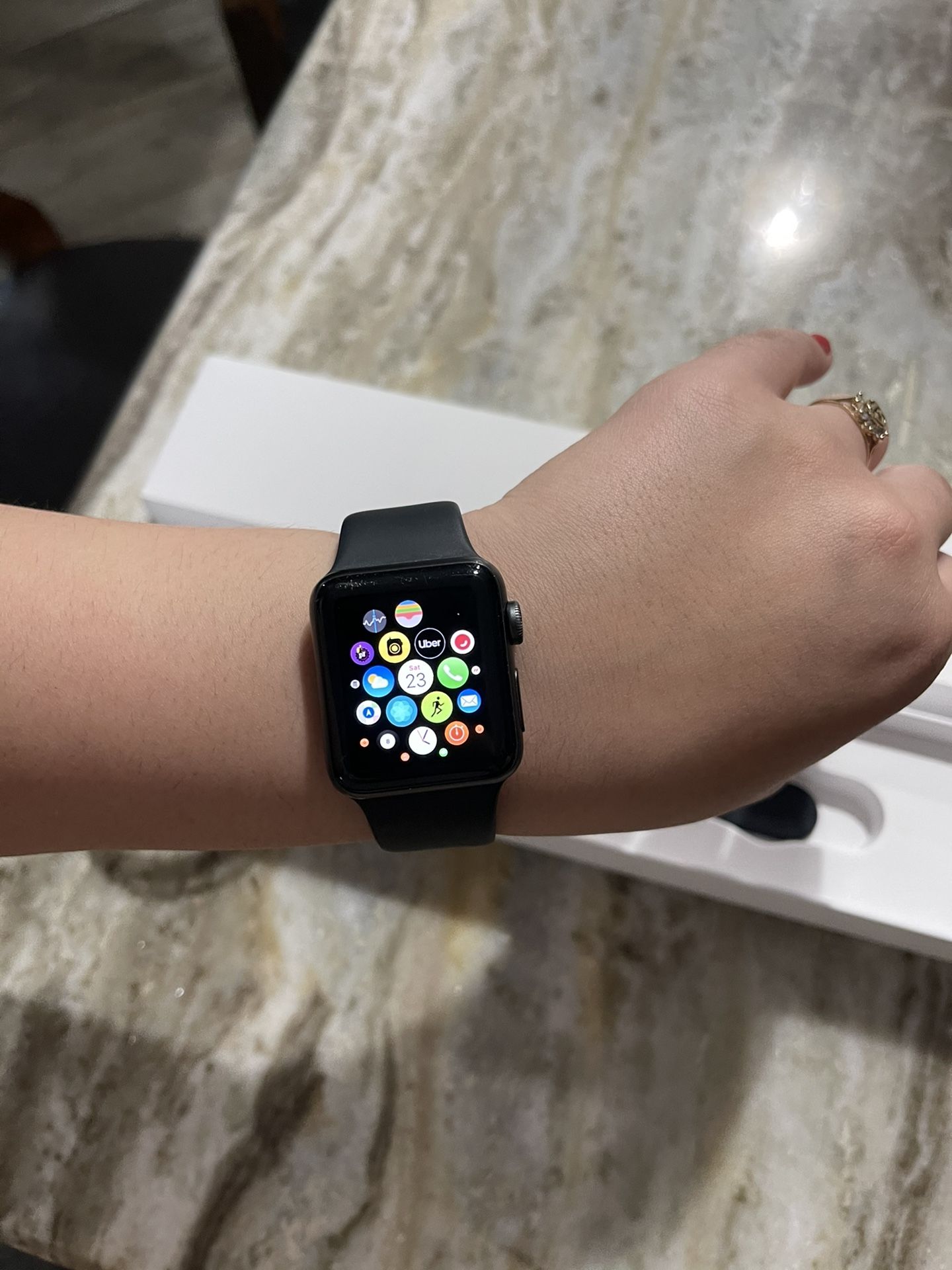Apple Watch Series 3 Space Gray (black)