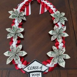 Graduation Lei 🎓 ( Message Me For Pricing )