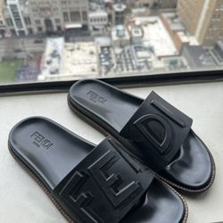 Fendi Slippers / Slides 