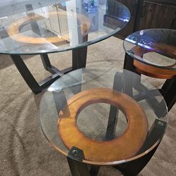 Dining Table & Two Matching Side Table 