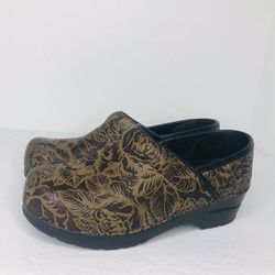 Sanita Clogs Professional Nursing Shoes Slip On Brown Floral Womens 36 / 5.5 / 6
