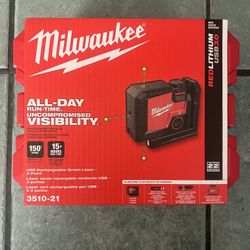 Milwaukee 3510-21 USB Rechargeable Green Laser 3-Point Laser - Black