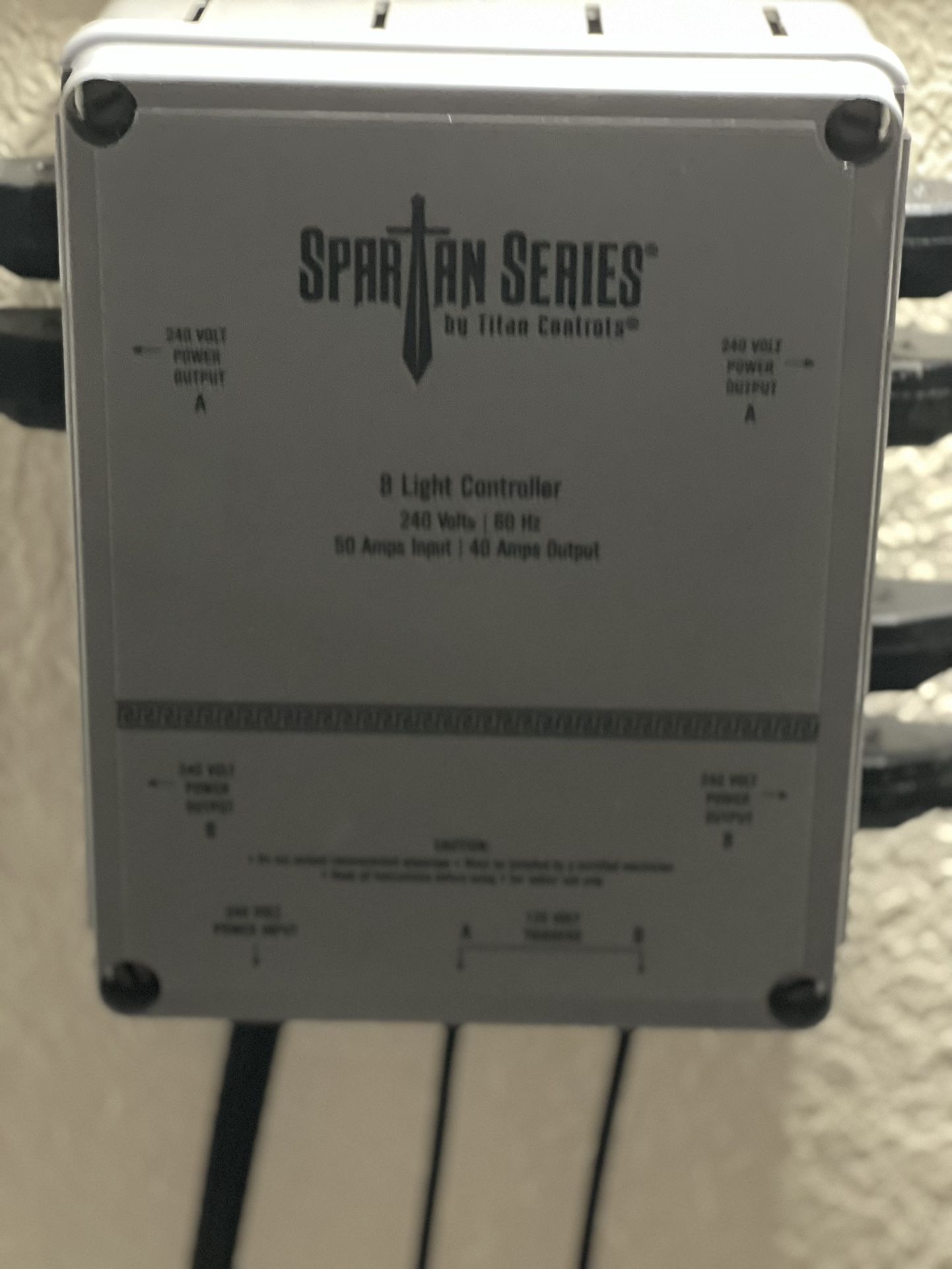Titan Sparta 8 Light Controller 240volt