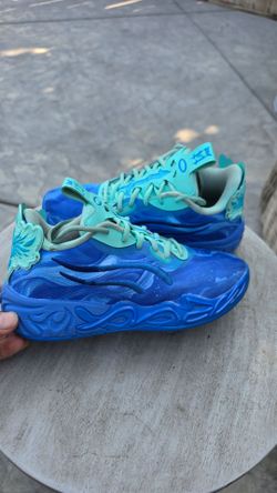 Lamelo Ball Shoes Size 4.5y