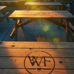 Outdoor Picnic Tables 