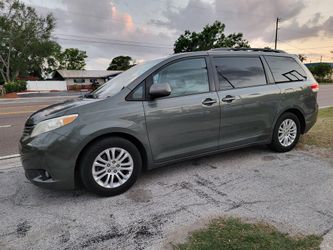 2013 Toyota Sienna