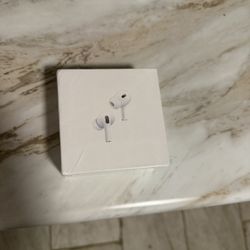 Brand NEW AirPods Pro 2nd Generation with MagSafe Case USB-C White 🔥🔥