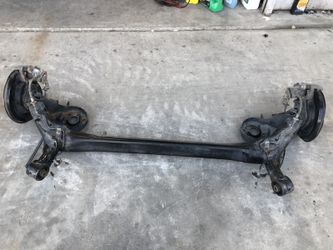 2012 Toyota Prius Rear Crossmemeber