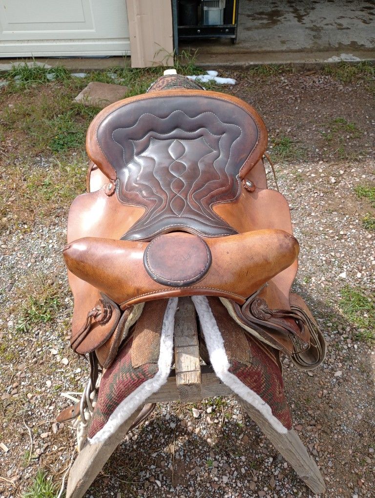 16 Inch Western Saddle