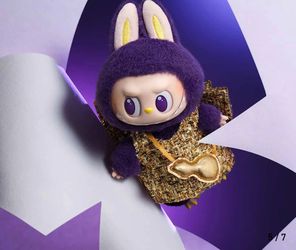 LABUBU × PRONOUNCE - WINGS OF FORTUNE Vinyl Plush Hanging Card