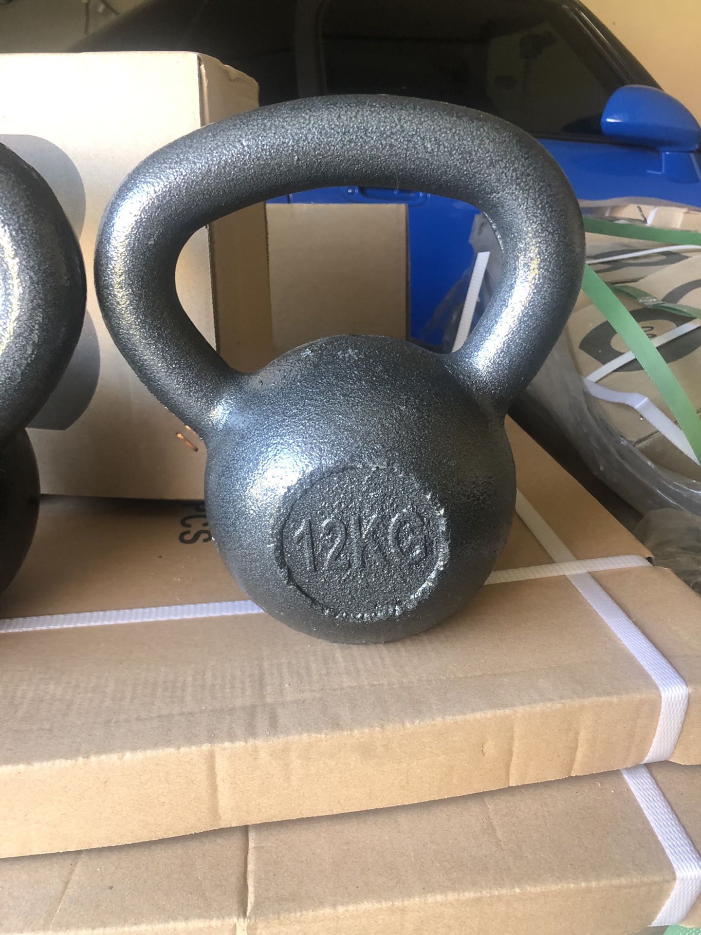 12kg ~ 25lb Cast Iron Kettlebell Steel Weight Home Gym Crossfit Kettle Bell