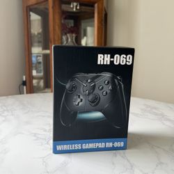RH-069 Wireless Game Pro Controller Gamepad - Open Box Or Slightly Used