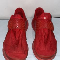 Nike Sock Dart Shoes Mens Triple Red Sneakers Running Size 10 US Some Wear