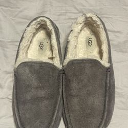 UGGS Ascot Slipper