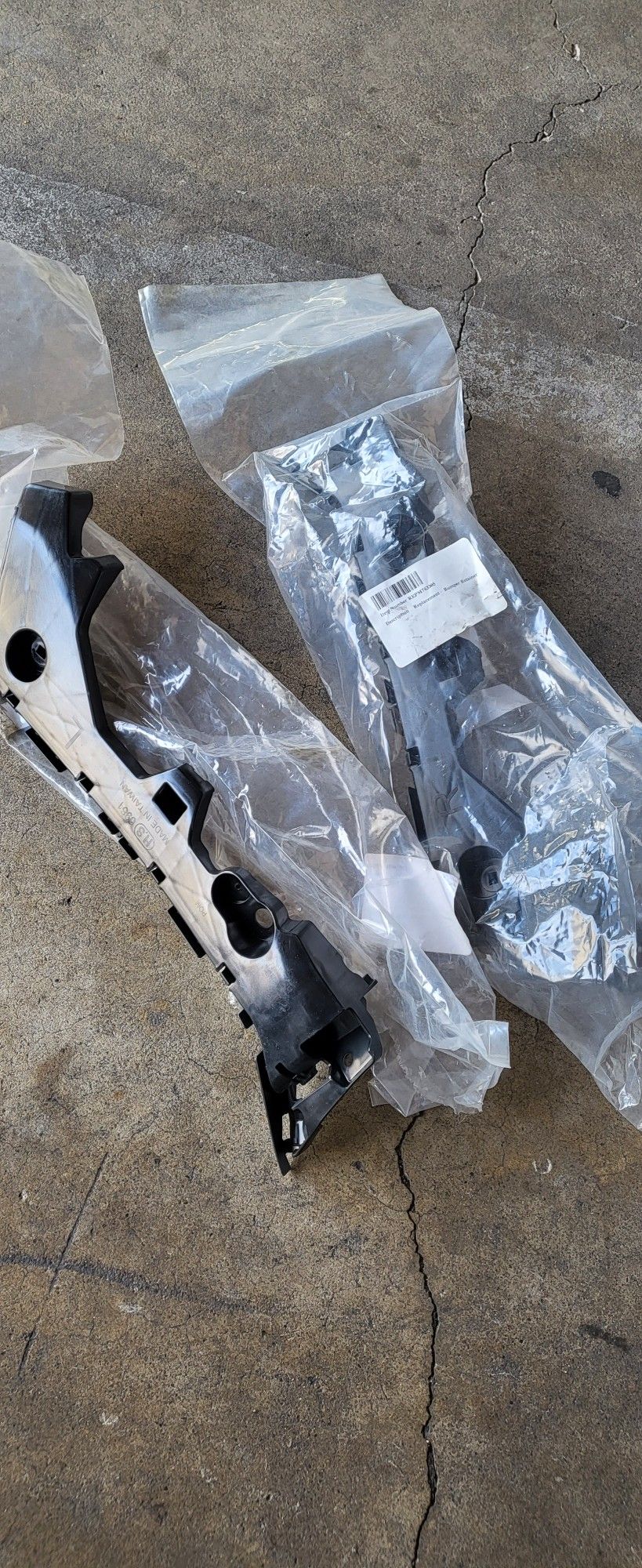Mazda 3 Sedan 2nd Gen Bumper Bracket