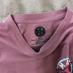 Women’s shirts