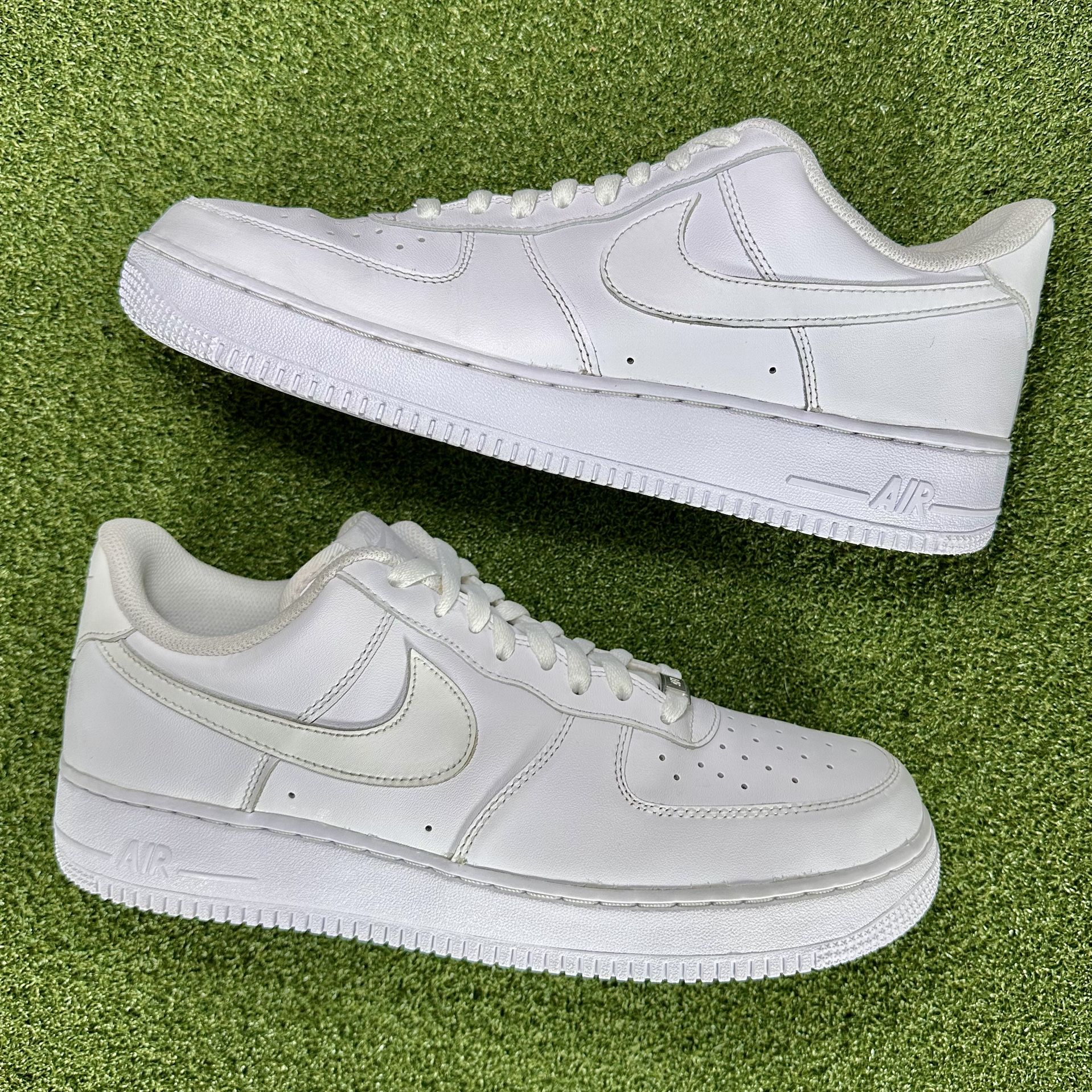 Nike Air Force 1 '07 Low Mens Size 12 White Athletic Lifestyle Shoes Sneakers