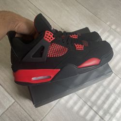 Jordan 4s Red Thunder Size 10