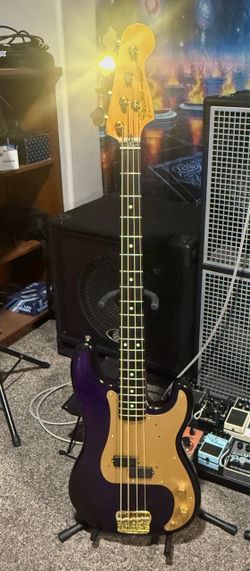 Fender Precision Bass Custom