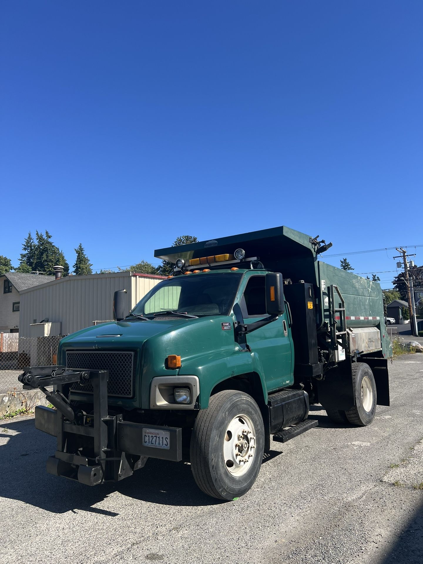 2005 GMC CK8500
