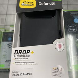 iPhone 17 Pro Max OtterBox Defender Case