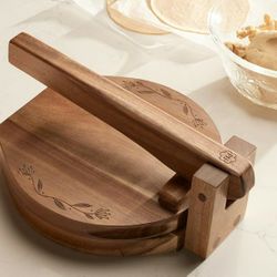 Princess House Prensa De Madera De Acacia Para Tortillas $83.00