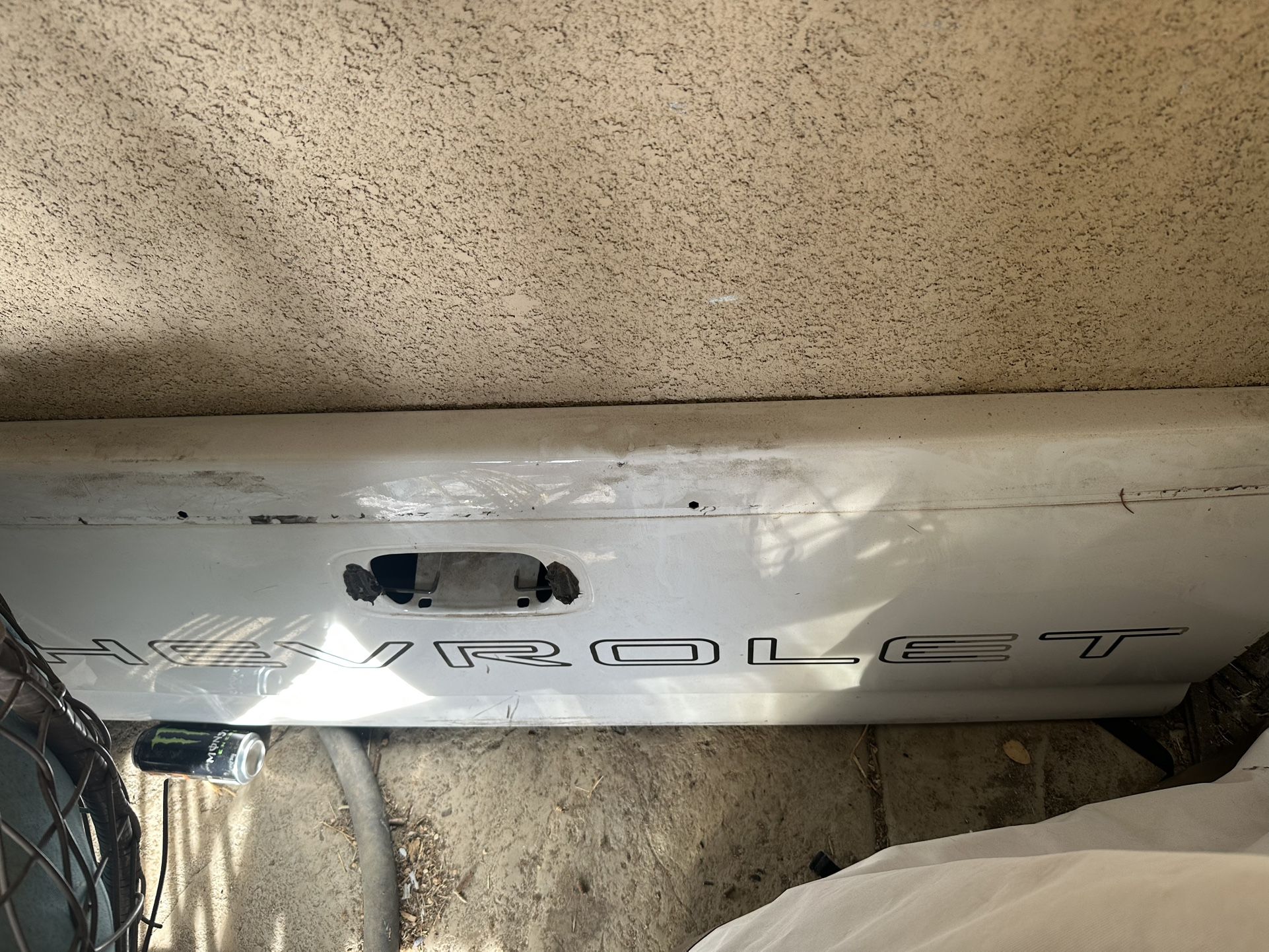 1(contact info removed) Chevy/Gmc Tailgate