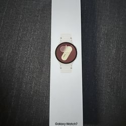 Samsung Galaxy Watch 7 40mm LTE (SM-L305U) – Brand New Sealed 